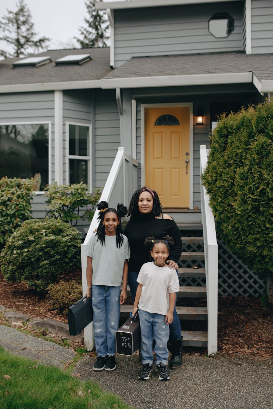 Family after a fast, stress-free home sale in North Idaho